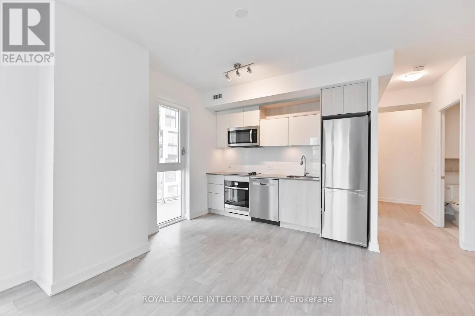 2610 - 100 DALHOUSIE STREET