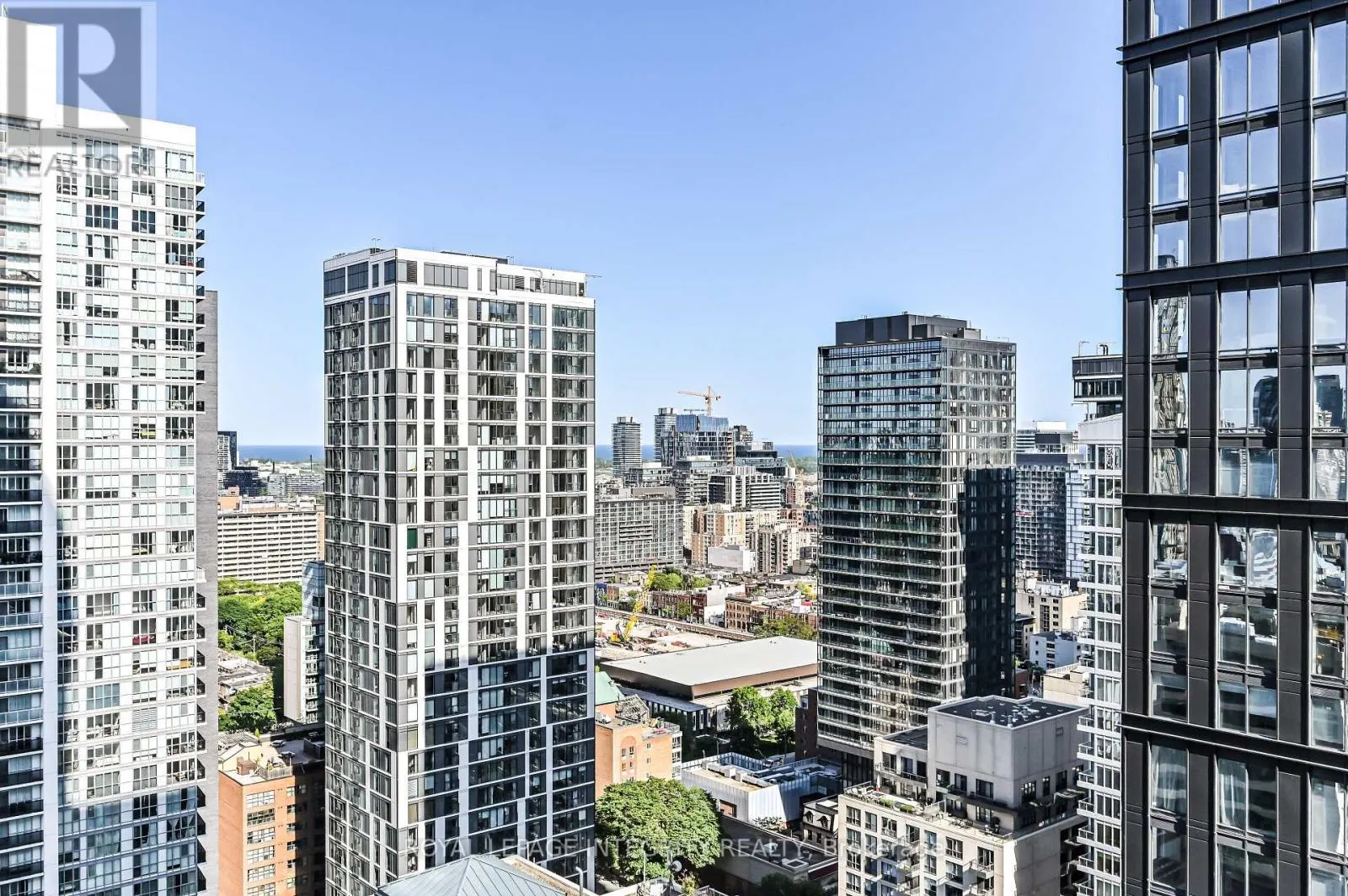 2610 - 100 DALHOUSIE STREET