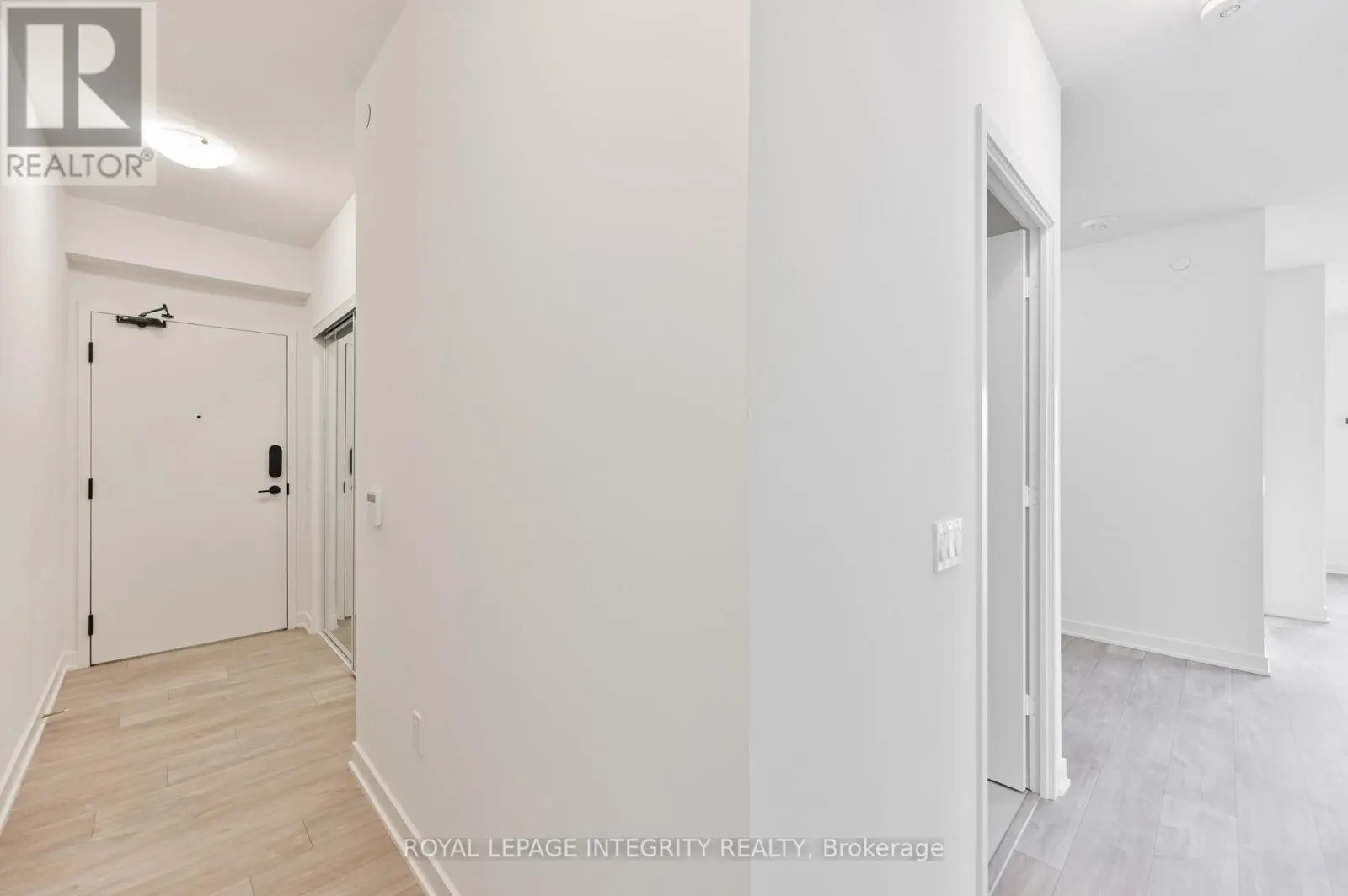 2610 - 100 DALHOUSIE STREET