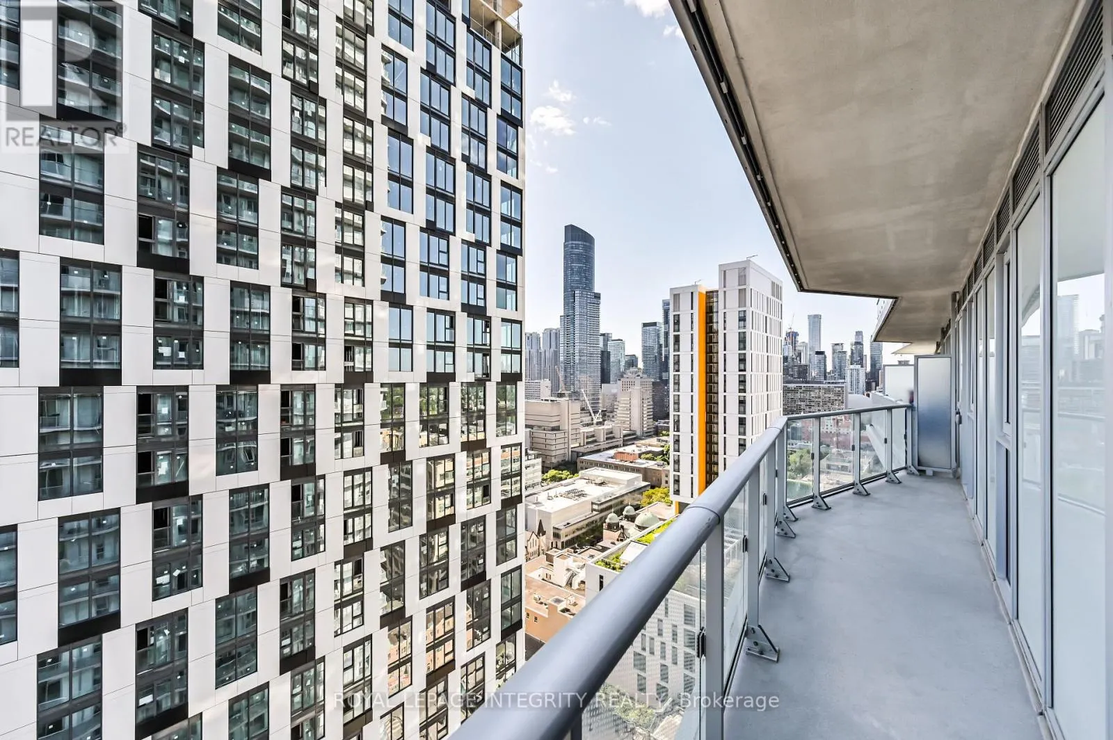 2610 - 100 DALHOUSIE STREET