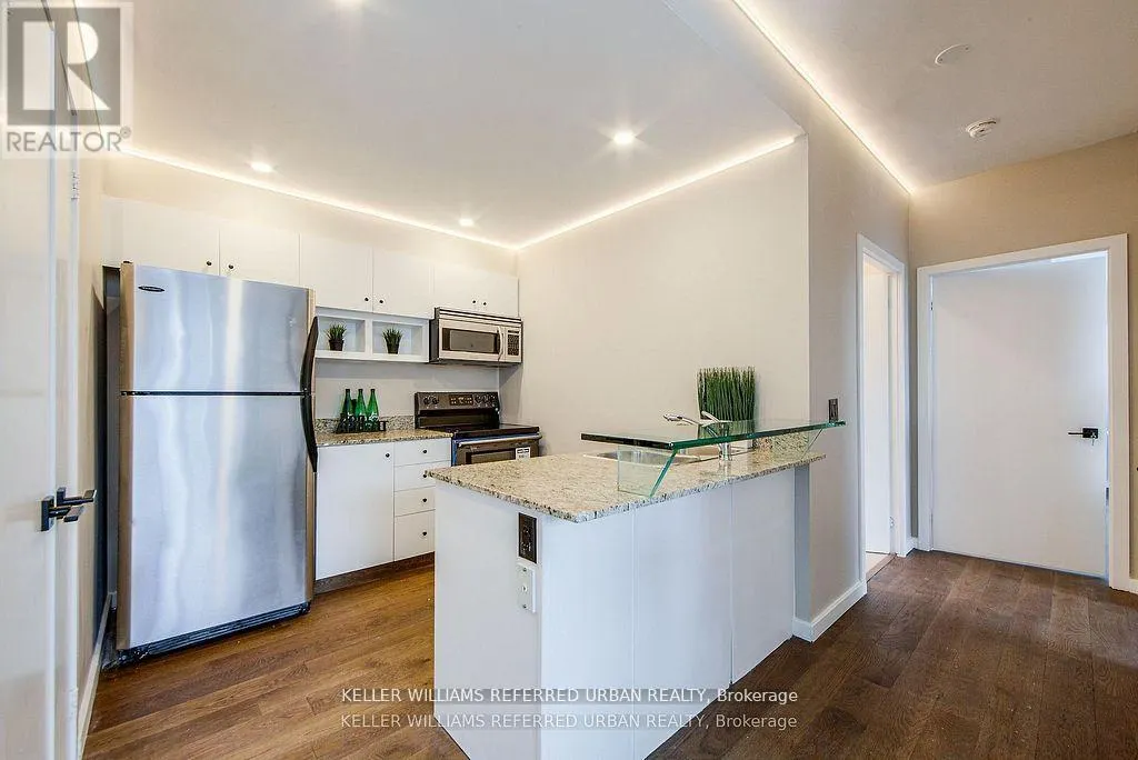 2501 - 218 QUEENS QUAY W