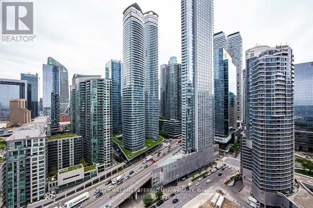 2501 - 218 QUEENS QUAY W