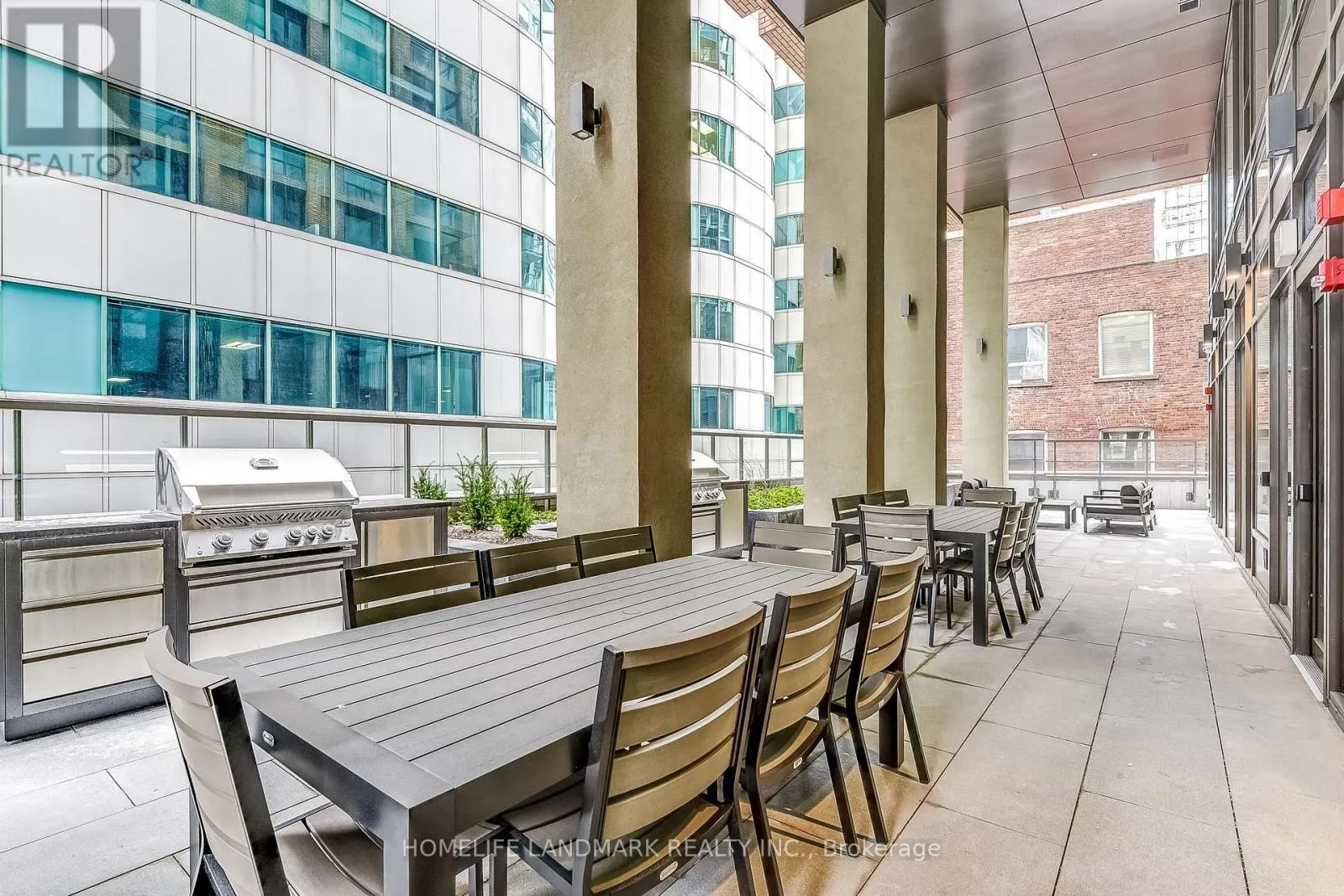 4627 - 28 WIDMER STREET