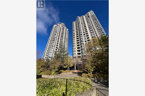 1024 - 15 NORTHTOWN WAY