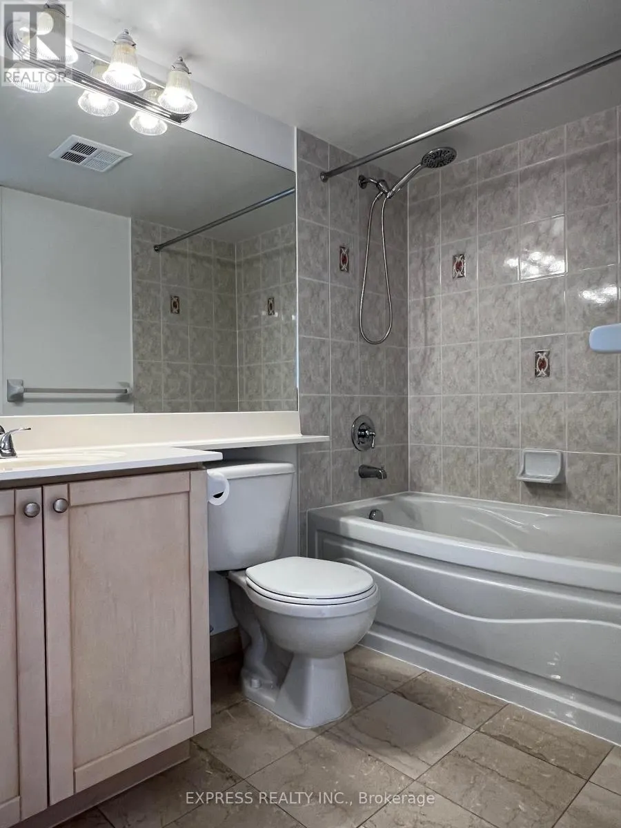 1024 - 15 NORTHTOWN WAY