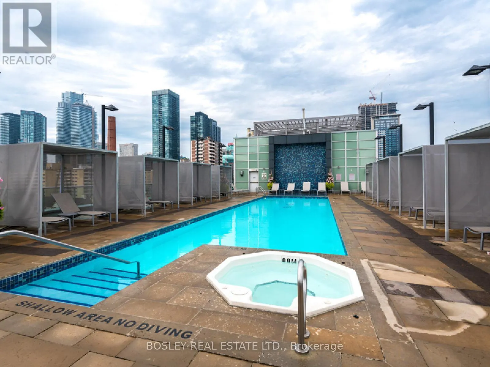 2410 - 120 HOMEWOOD AVENUE