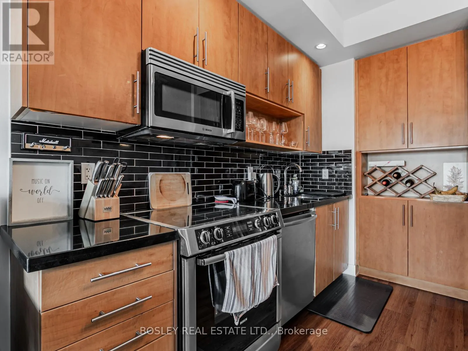 2410 - 120 HOMEWOOD AVENUE