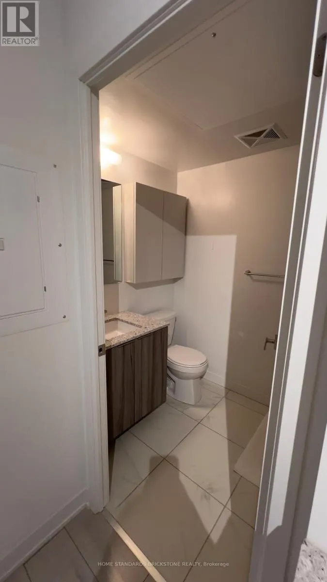 437 - 31 TIPPETT ROAD