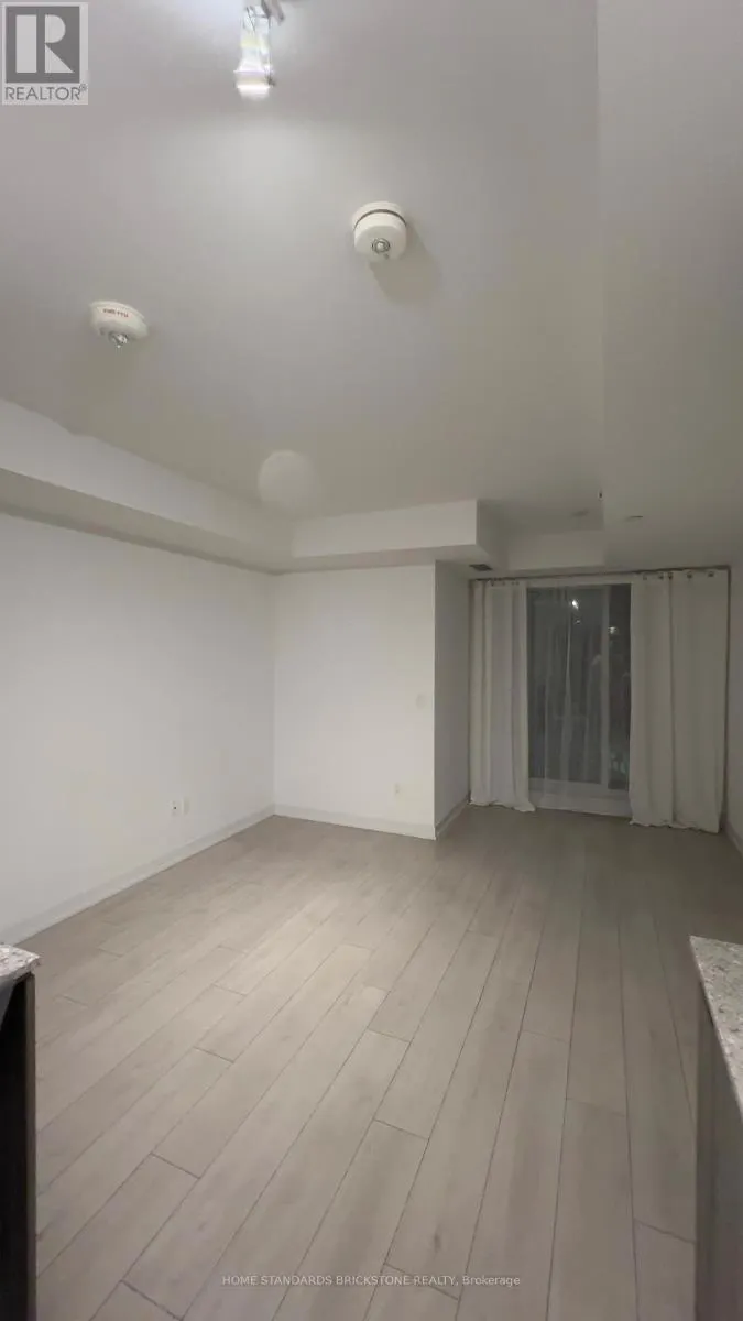 437 - 31 TIPPETT ROAD