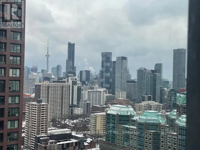 2611 - 395 BLOOR STREET E