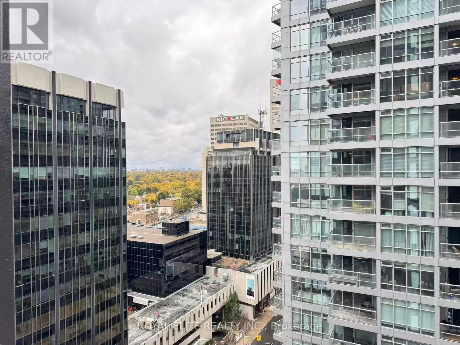 1609 - 20 SOUDAN AVENUE