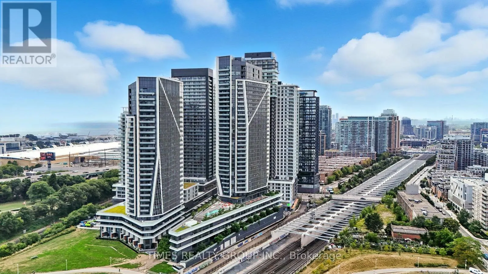 413 - 50 ORDNANCE STREET