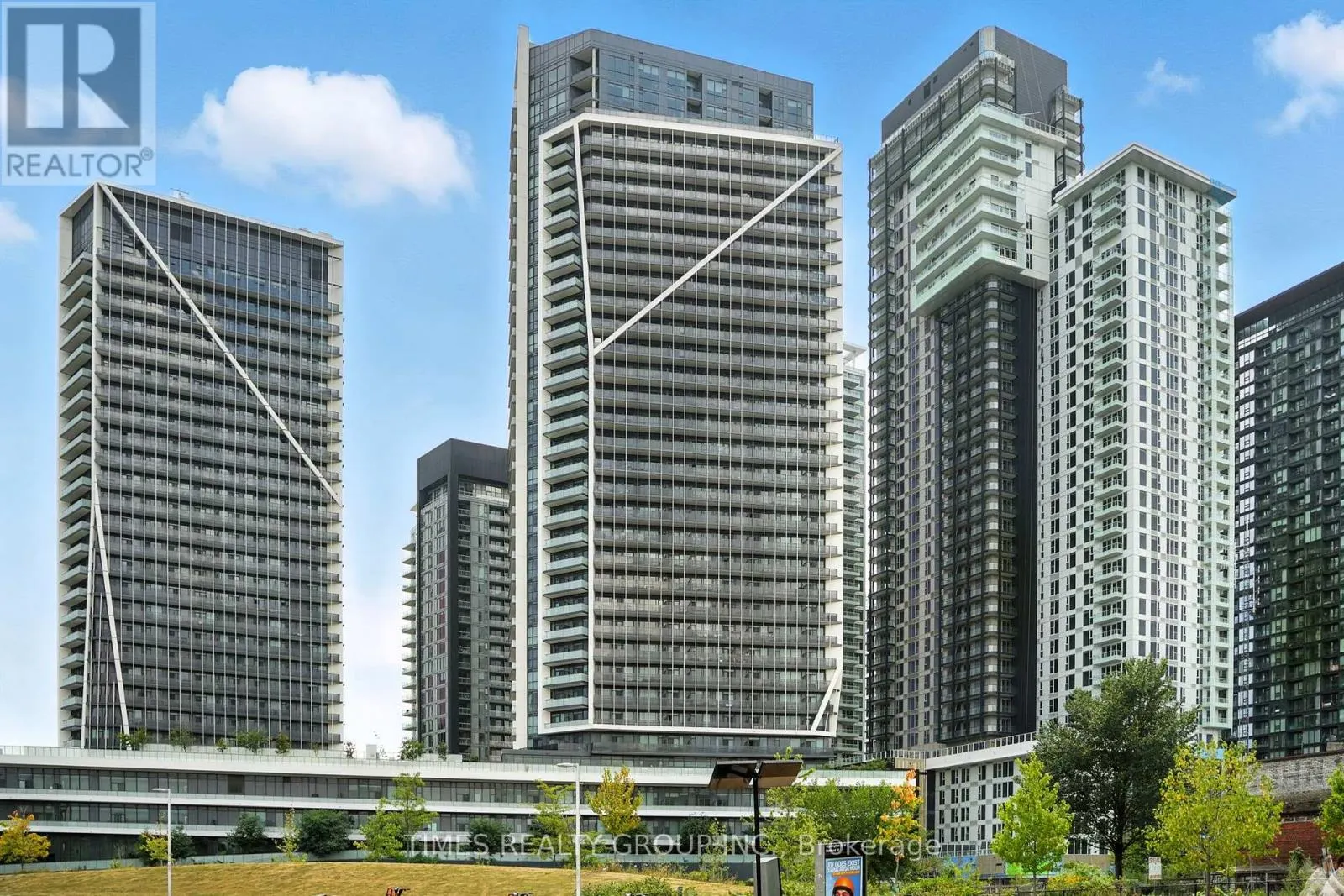 413 - 50 ORDNANCE STREET