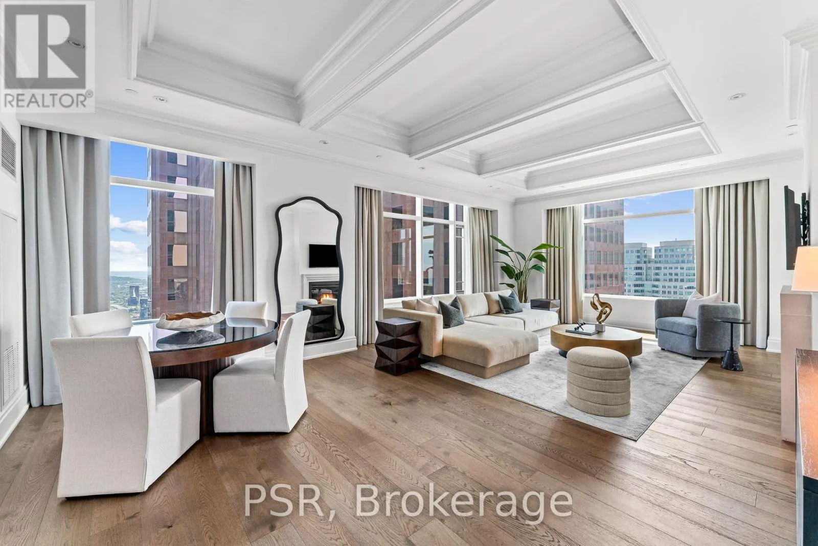 4804 - 311 BAY STREET