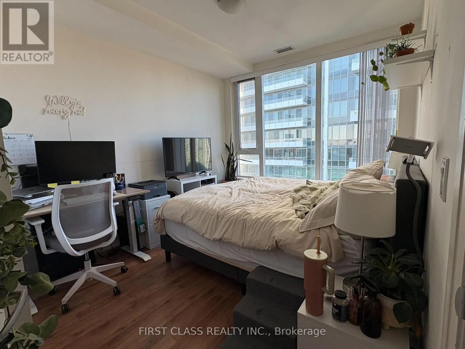 1612 - 68 CANTERBURY PLACE