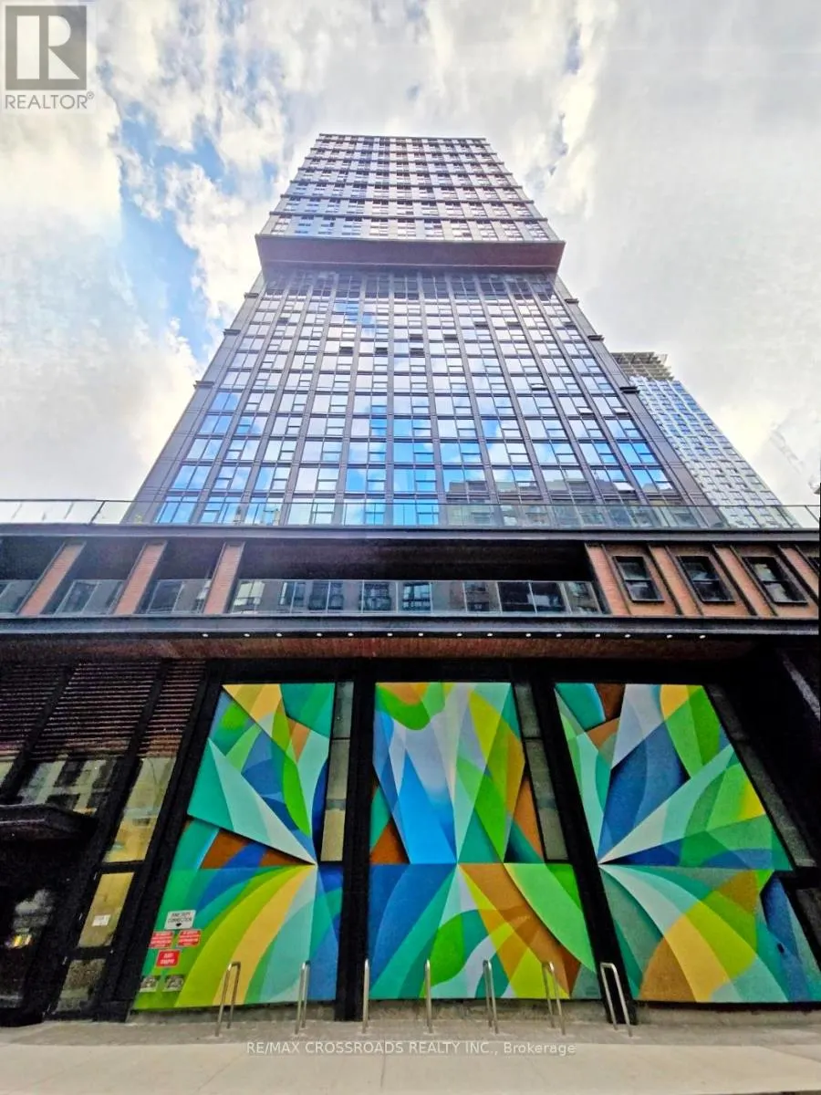 2302 - 82 DALHOUSIE STREET