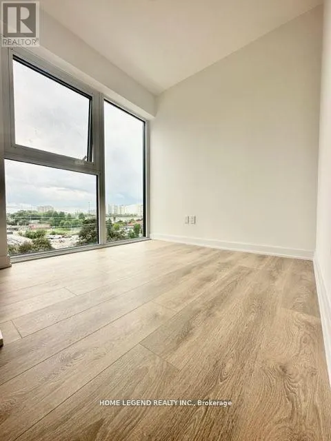 506 - 8 TIPPETT ROAD