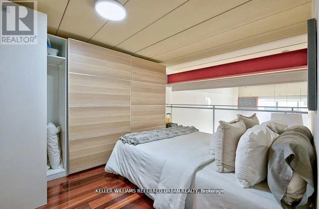 209 - 160 BALDWIN STREET