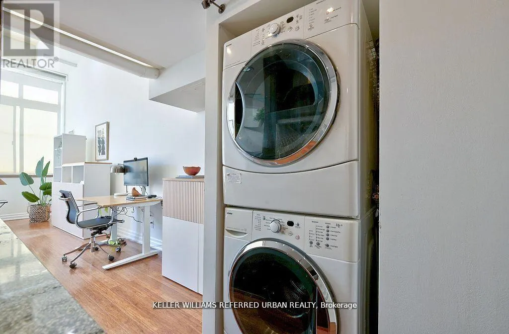 209 - 160 BALDWIN STREET