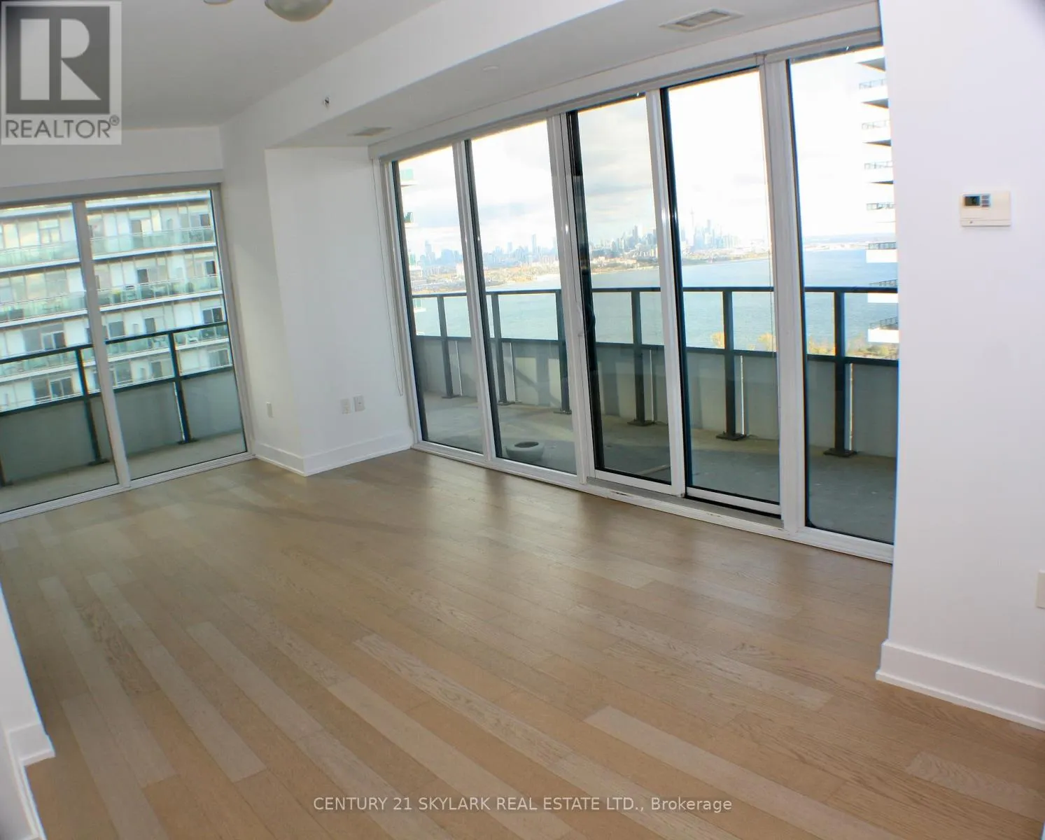 3416 - 30 SHORE BREEZE DRIVE