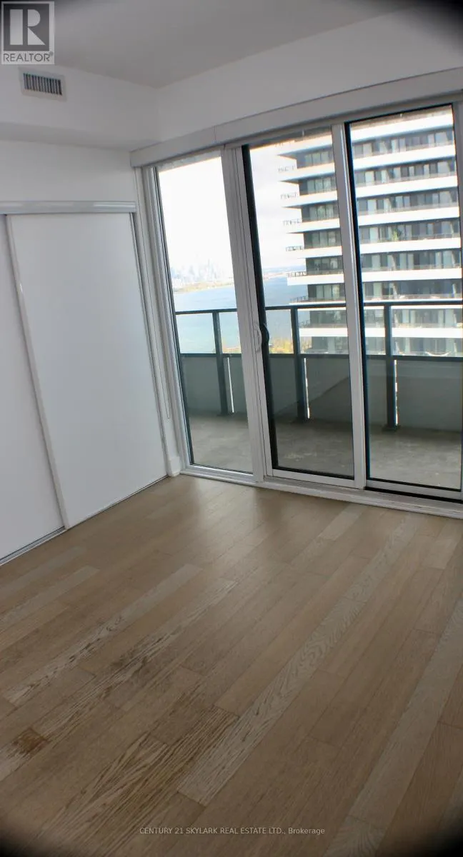 3416 - 30 SHORE BREEZE DRIVE