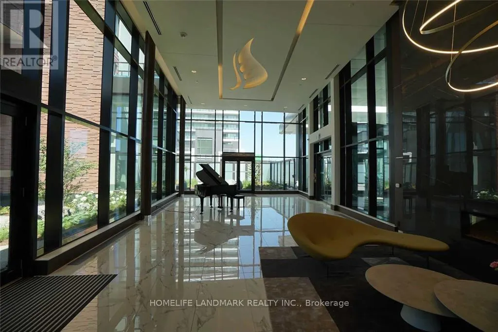 1015 - 95 MCMAHON DRIVE