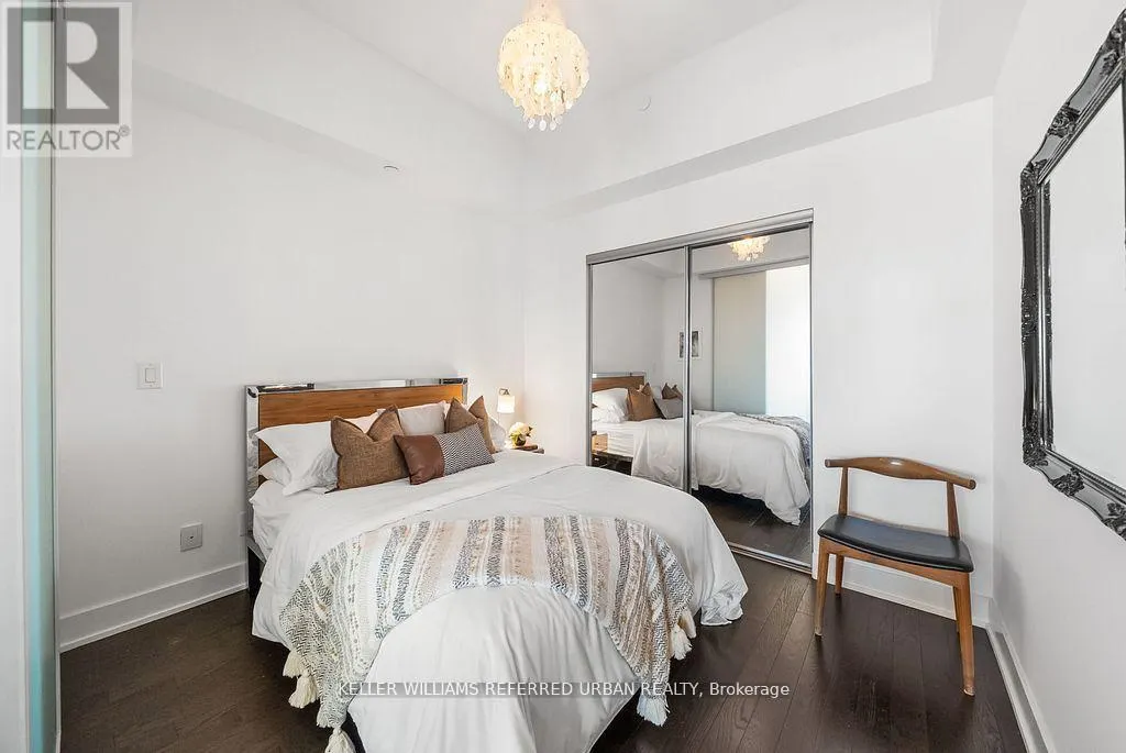 1015 - 3018 YONGE STREET