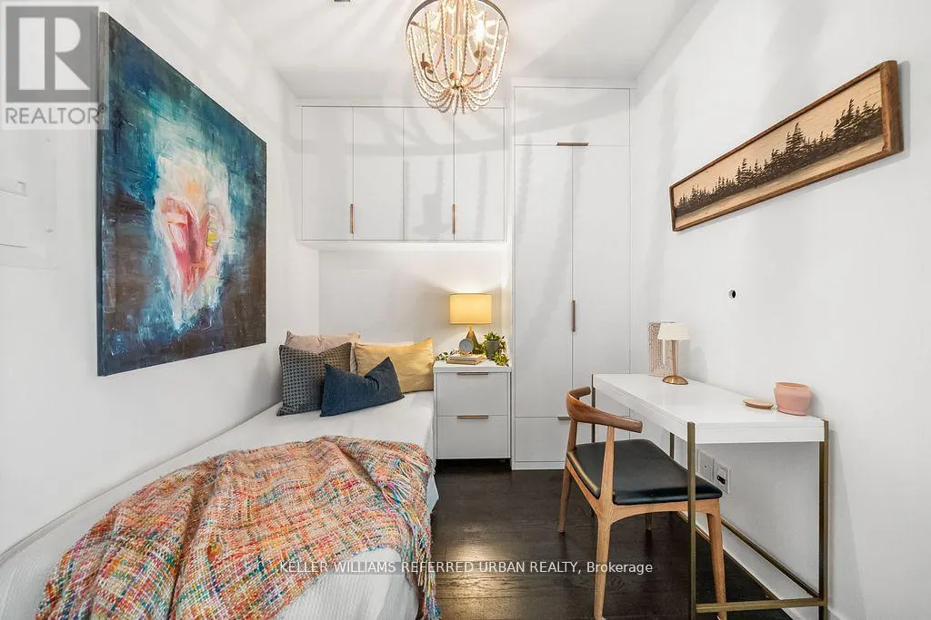 1015 - 3018 YONGE STREET