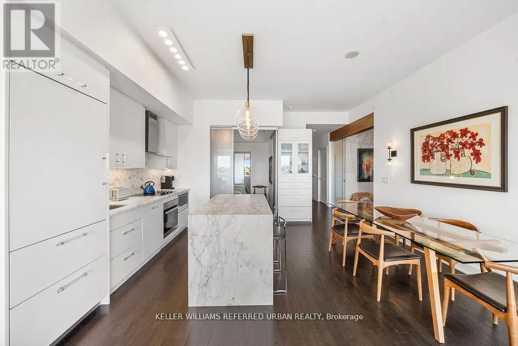 1015 - 3018 YONGE STREET