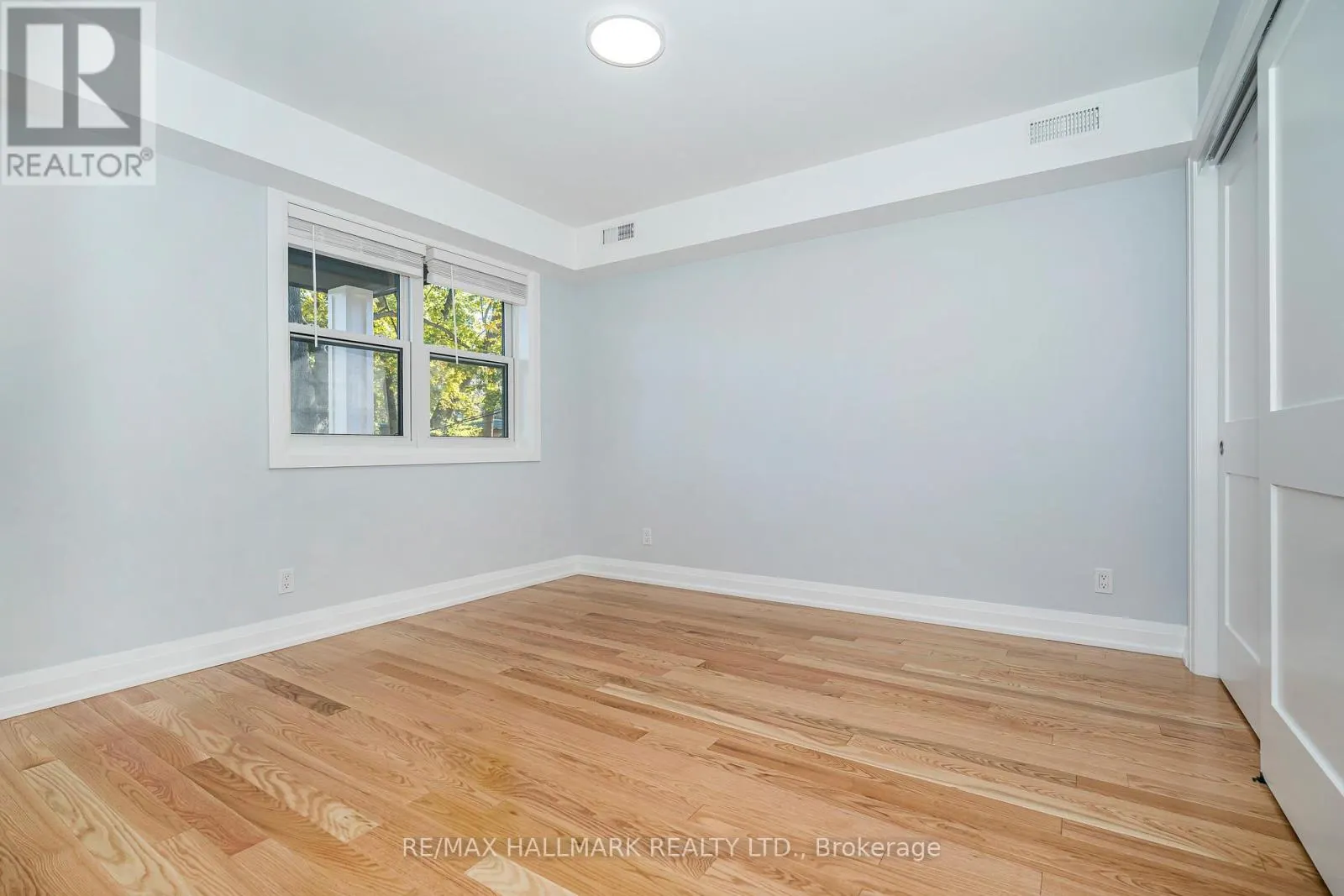 #2 MAIN - 519 GLADSTONE AVENUE