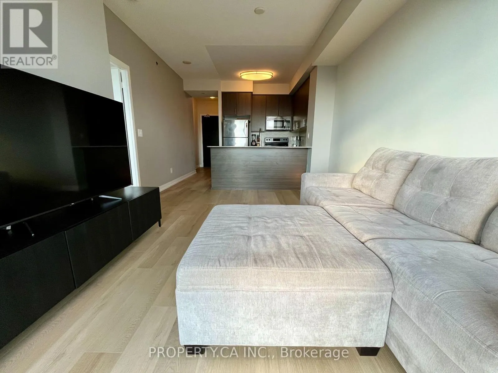 2306 - 225 SACKVILLE STREET