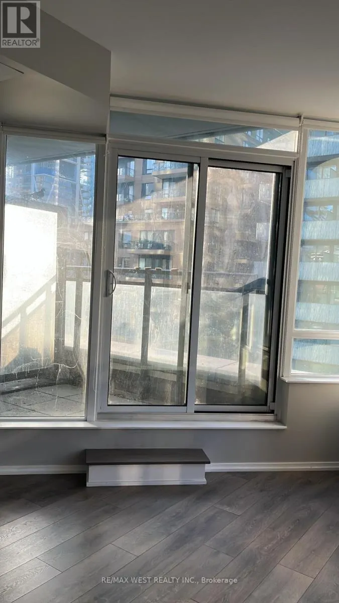 709 - 45 CHARLES STREET E