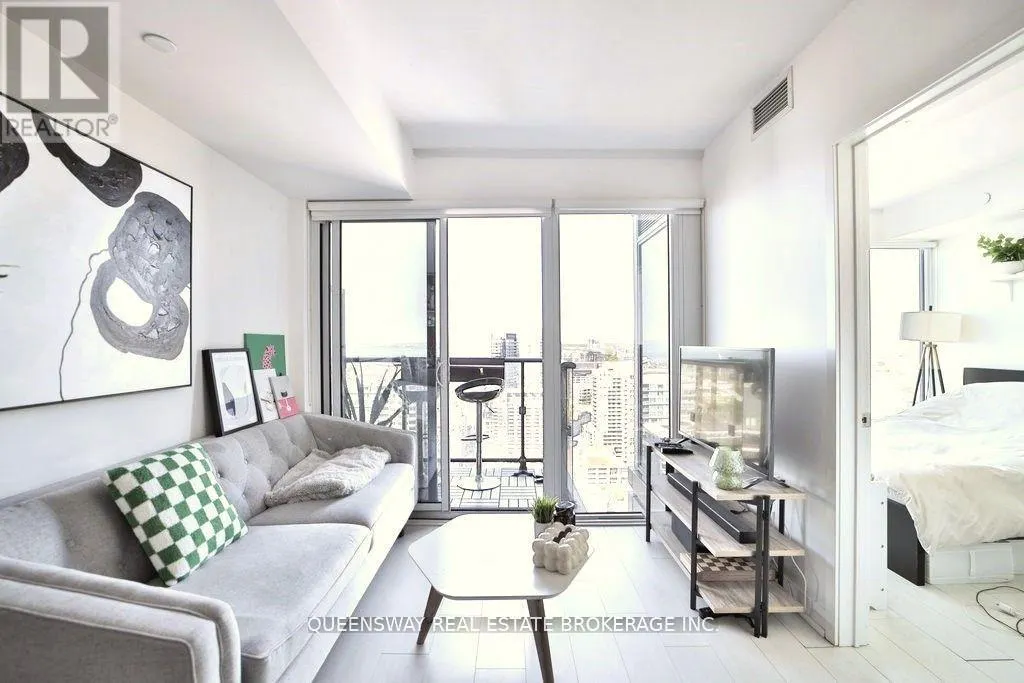 3509 - 19 WESTERN BATTERY ROAD