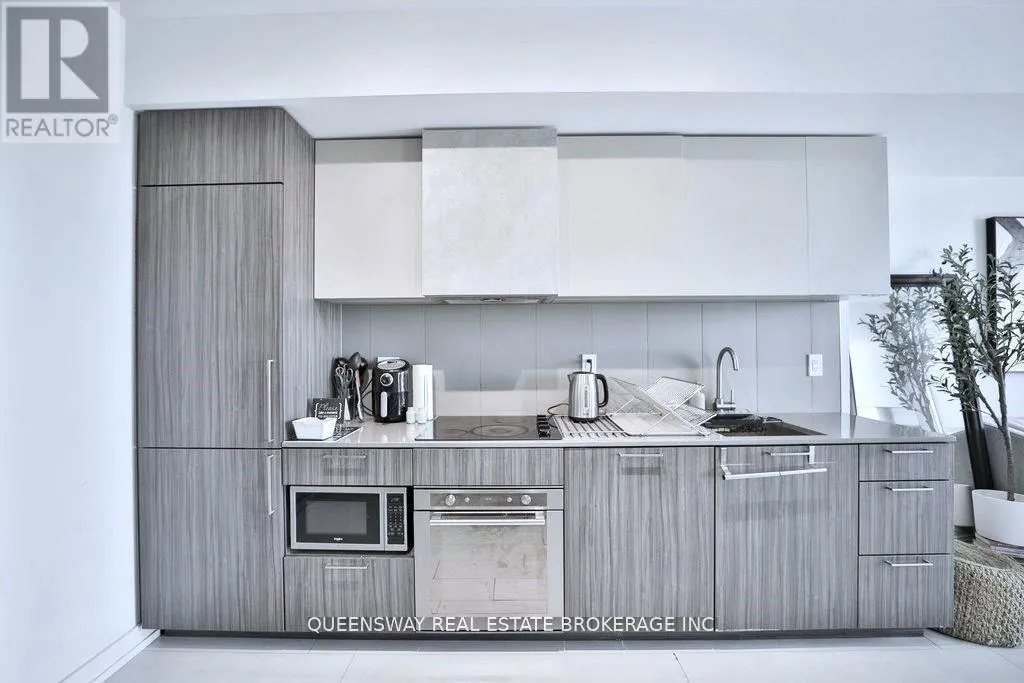 3509 - 19 WESTERN BATTERY ROAD