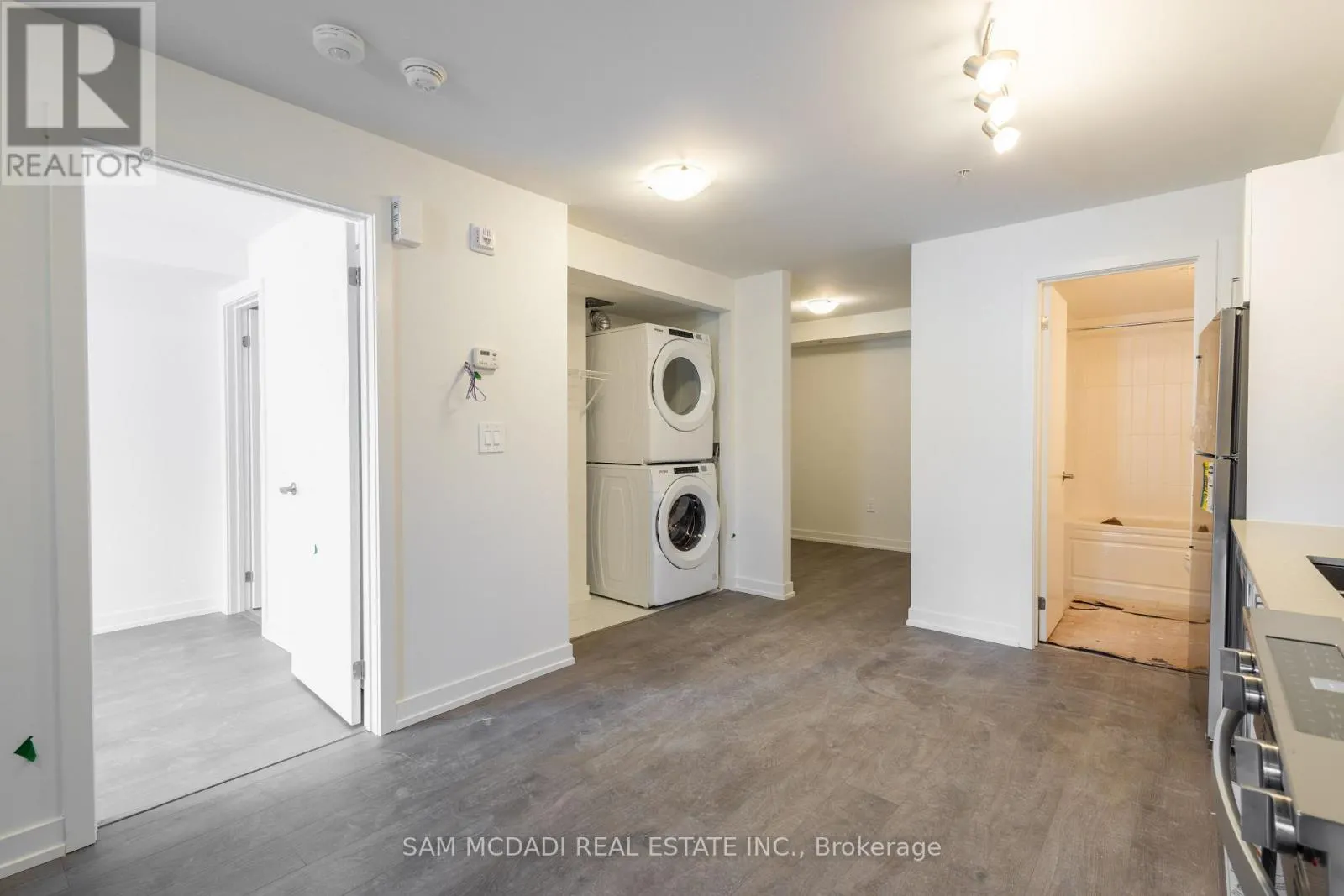 114 - 1680 VICTORIA PARK AVENUE