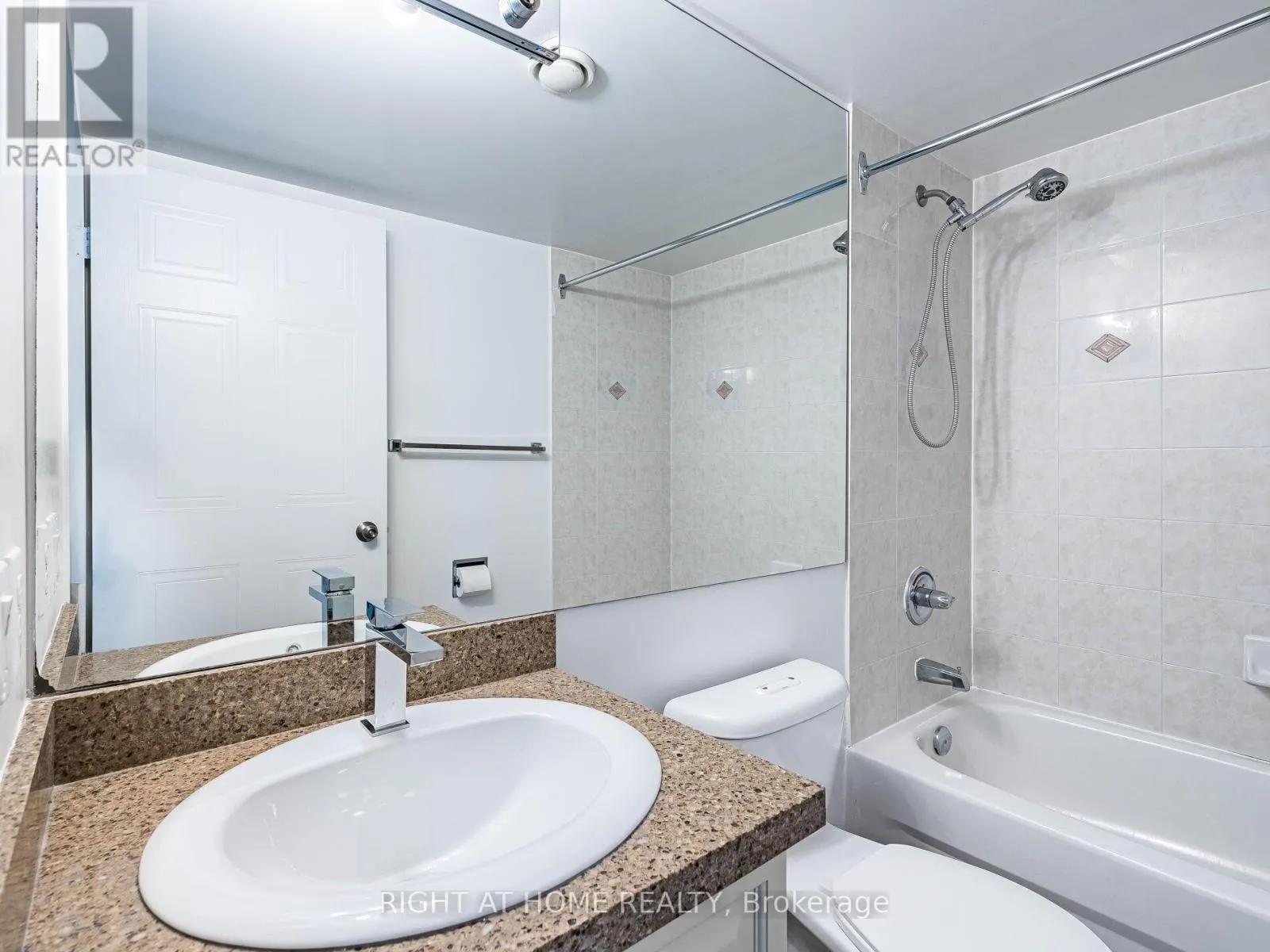 2001 - 238 DORIS AVENUE