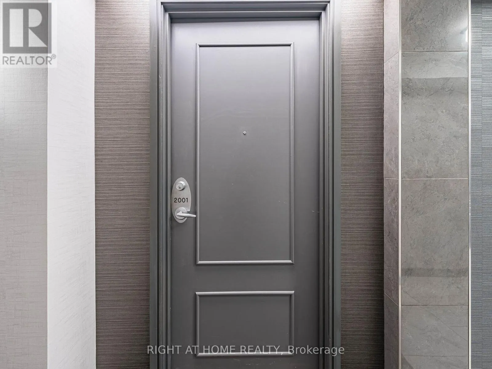 2001 - 238 DORIS AVENUE