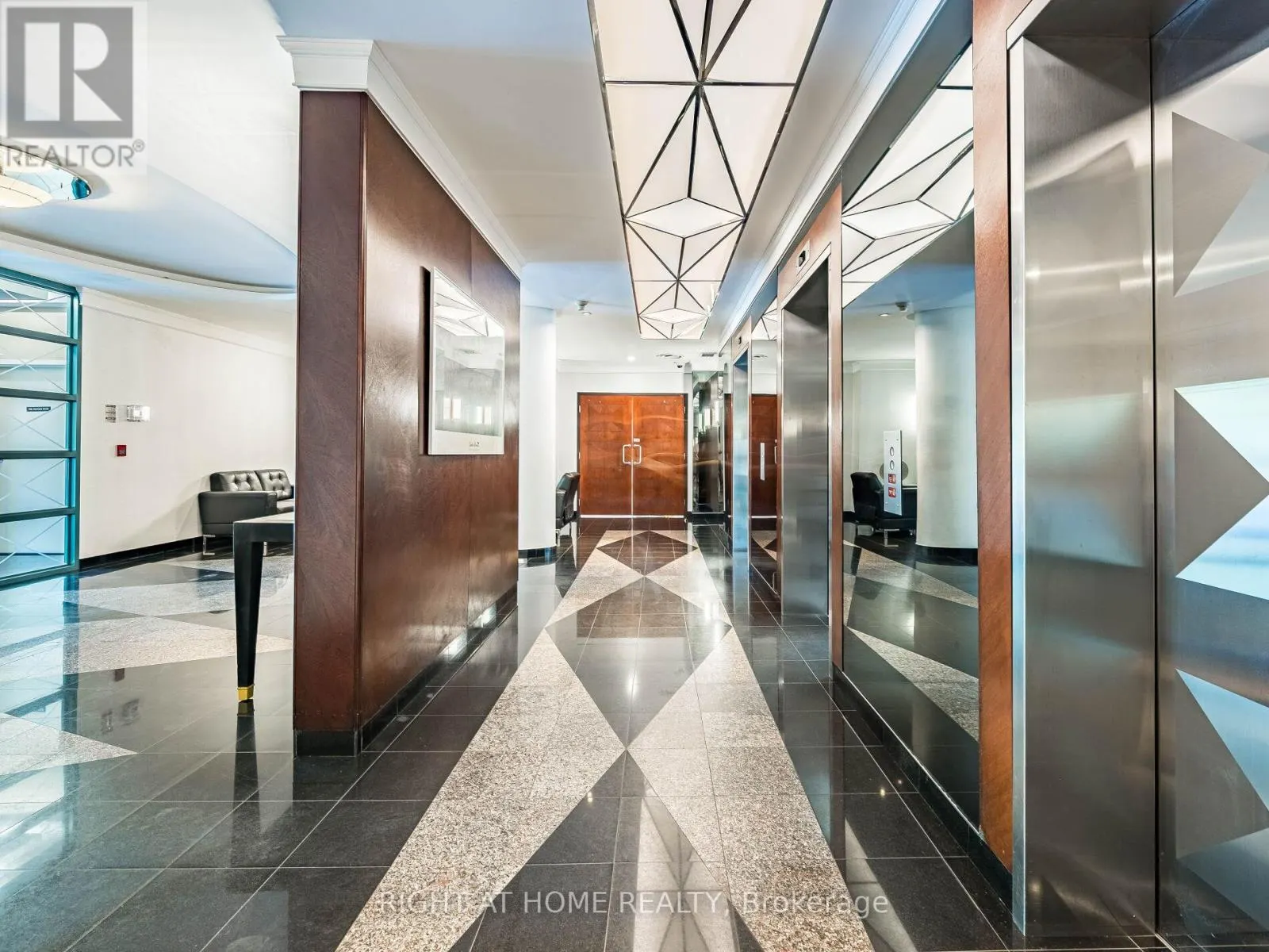 2001 - 238 DORIS AVENUE