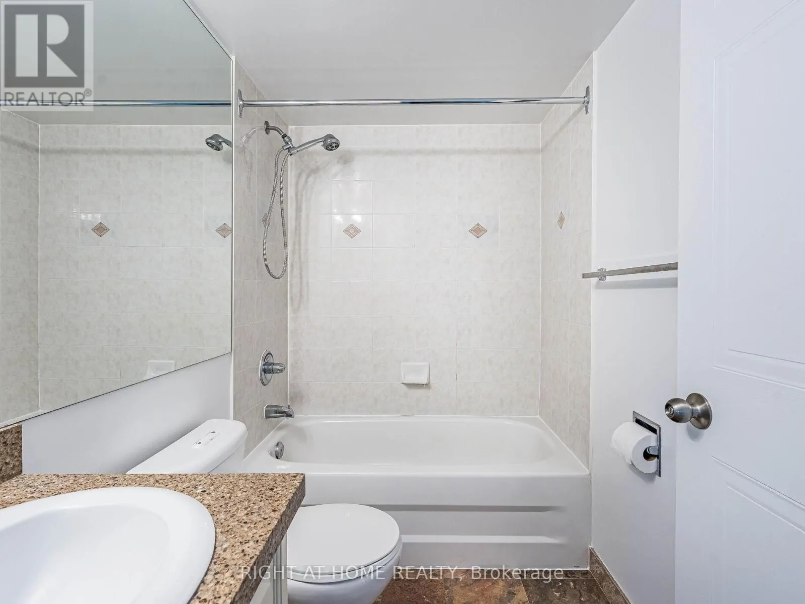 2001 - 238 DORIS AVENUE