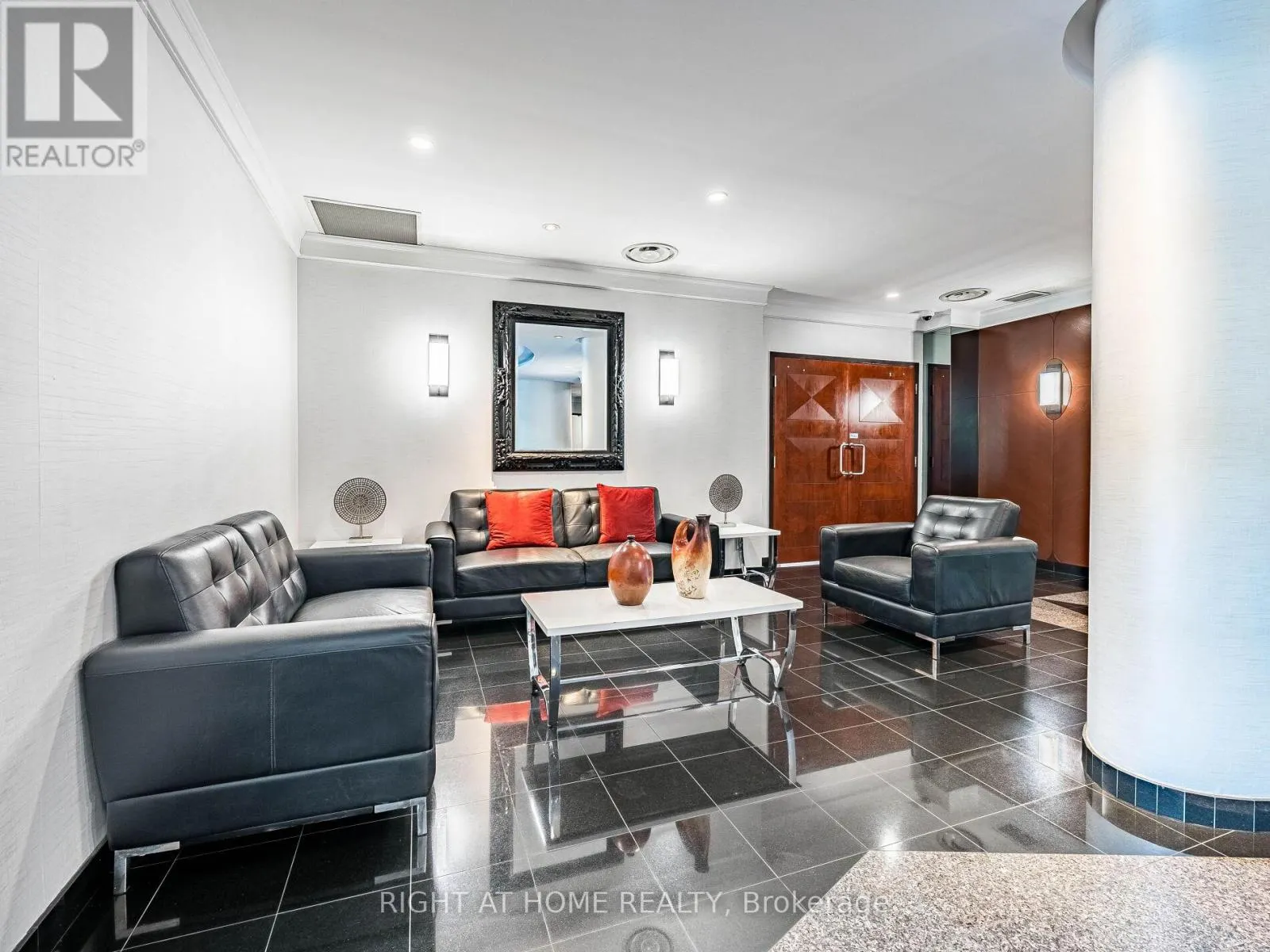 2001 - 238 DORIS AVENUE