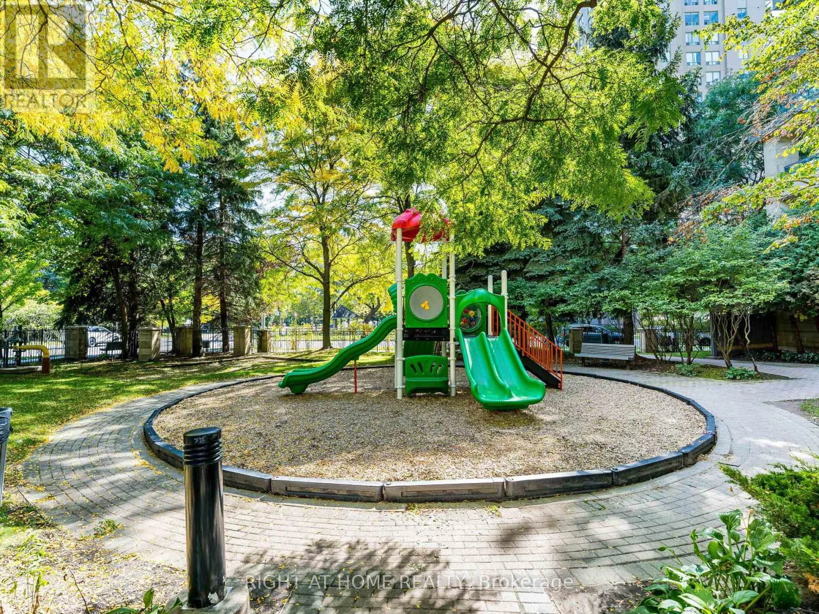 2001 - 238 DORIS AVENUE