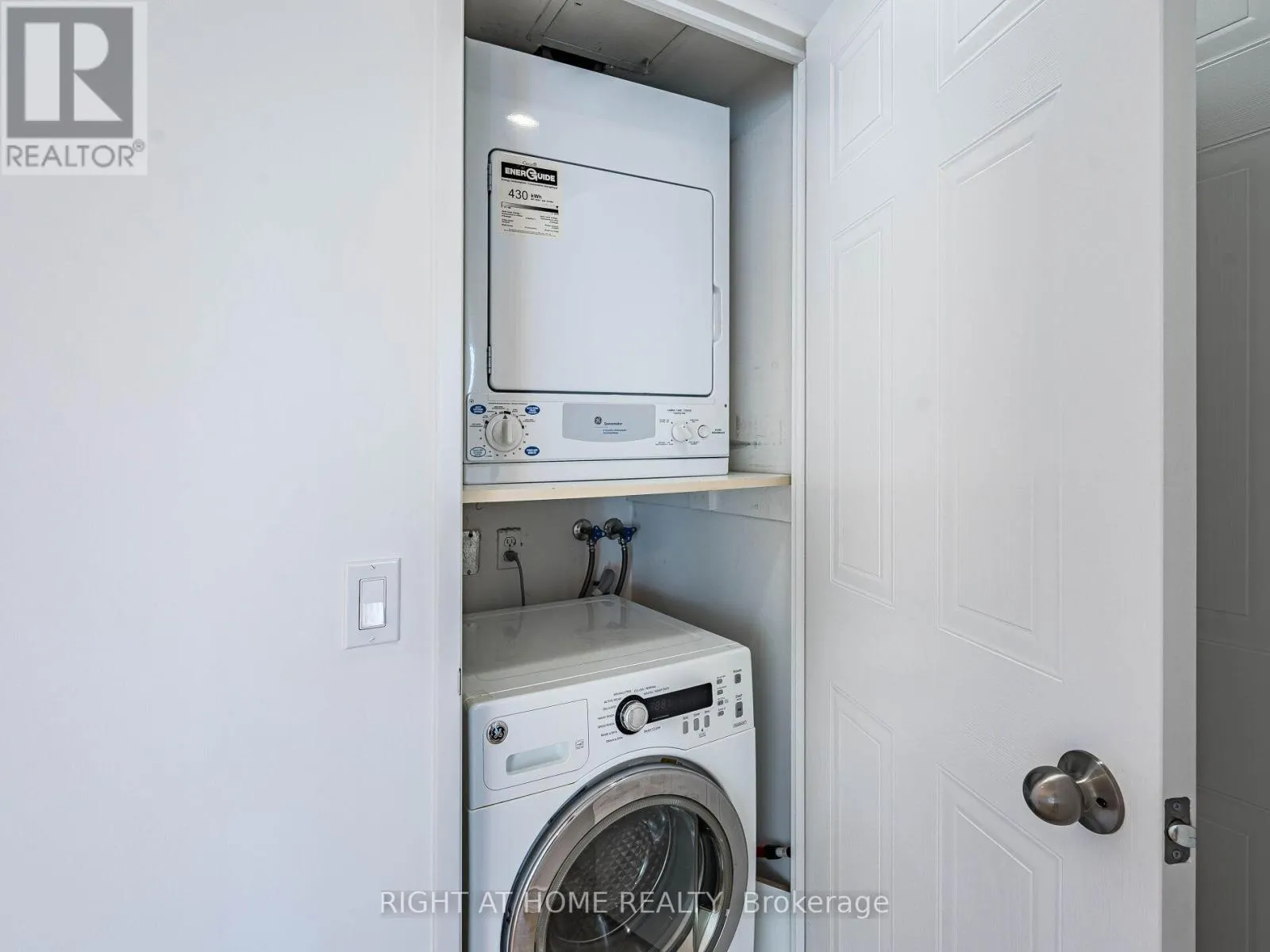 2001 - 238 DORIS AVENUE