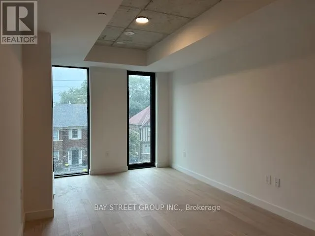 225 - 1720 BAYVIEW AVENUE