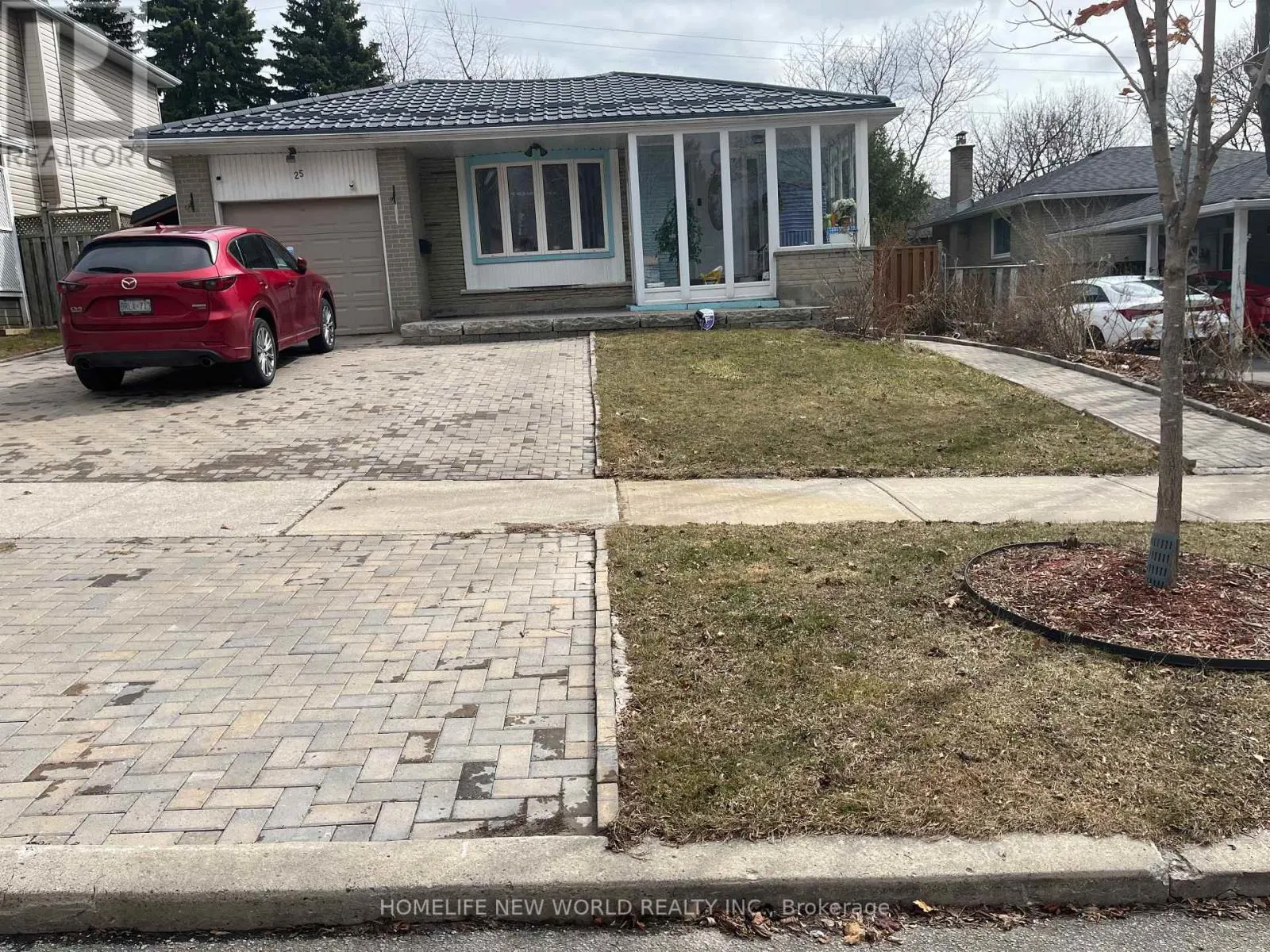 BASEMENT - 25 TRISTAN CRESCENT S