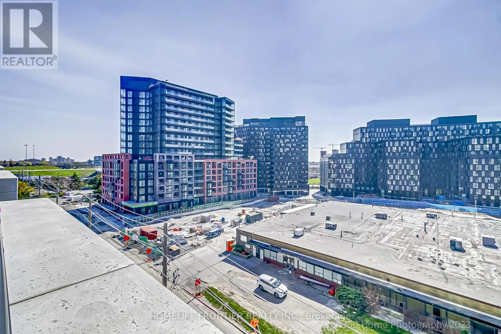 731 - 31 TIPPETT ROAD