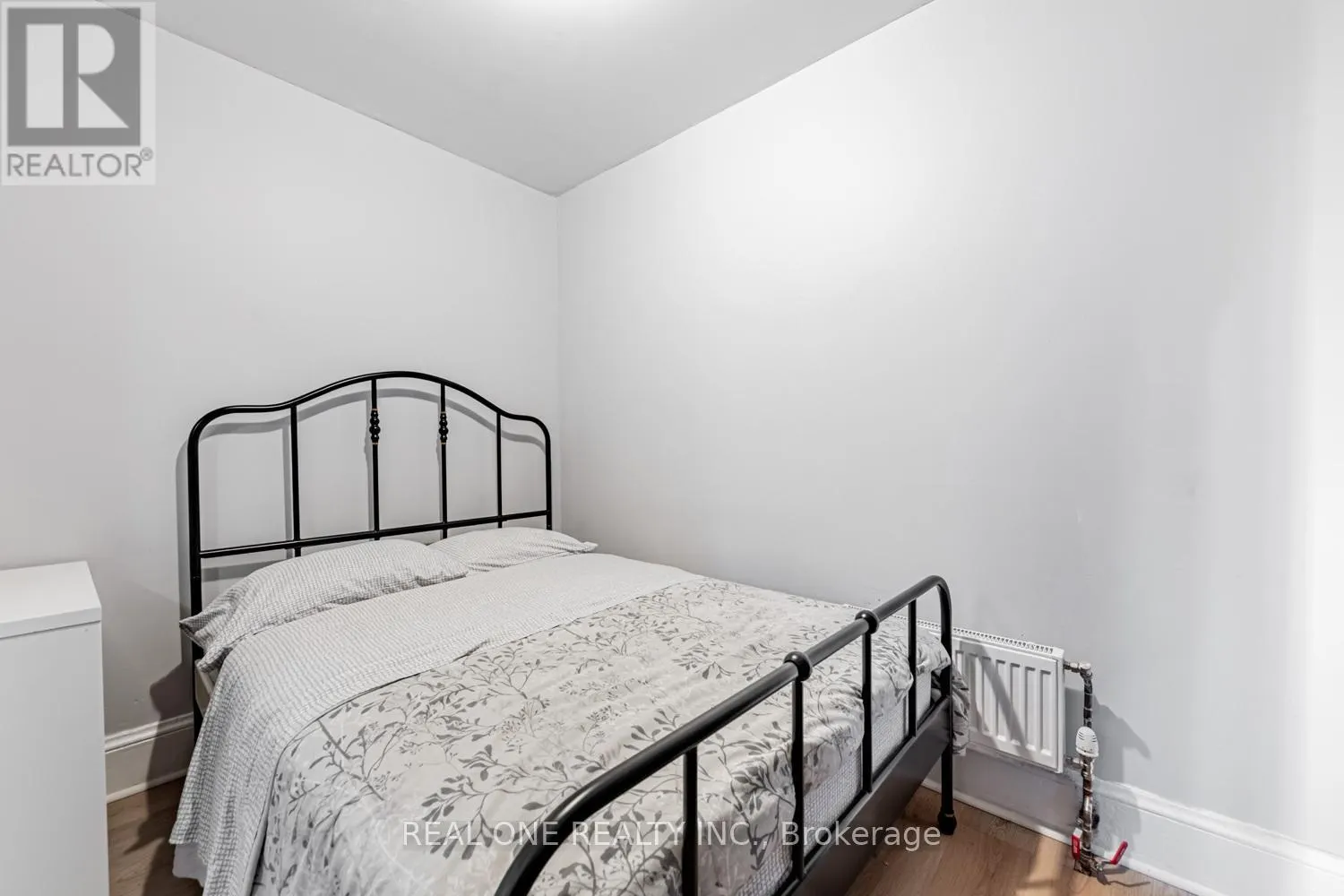 97 LIPPINCOTT STREET