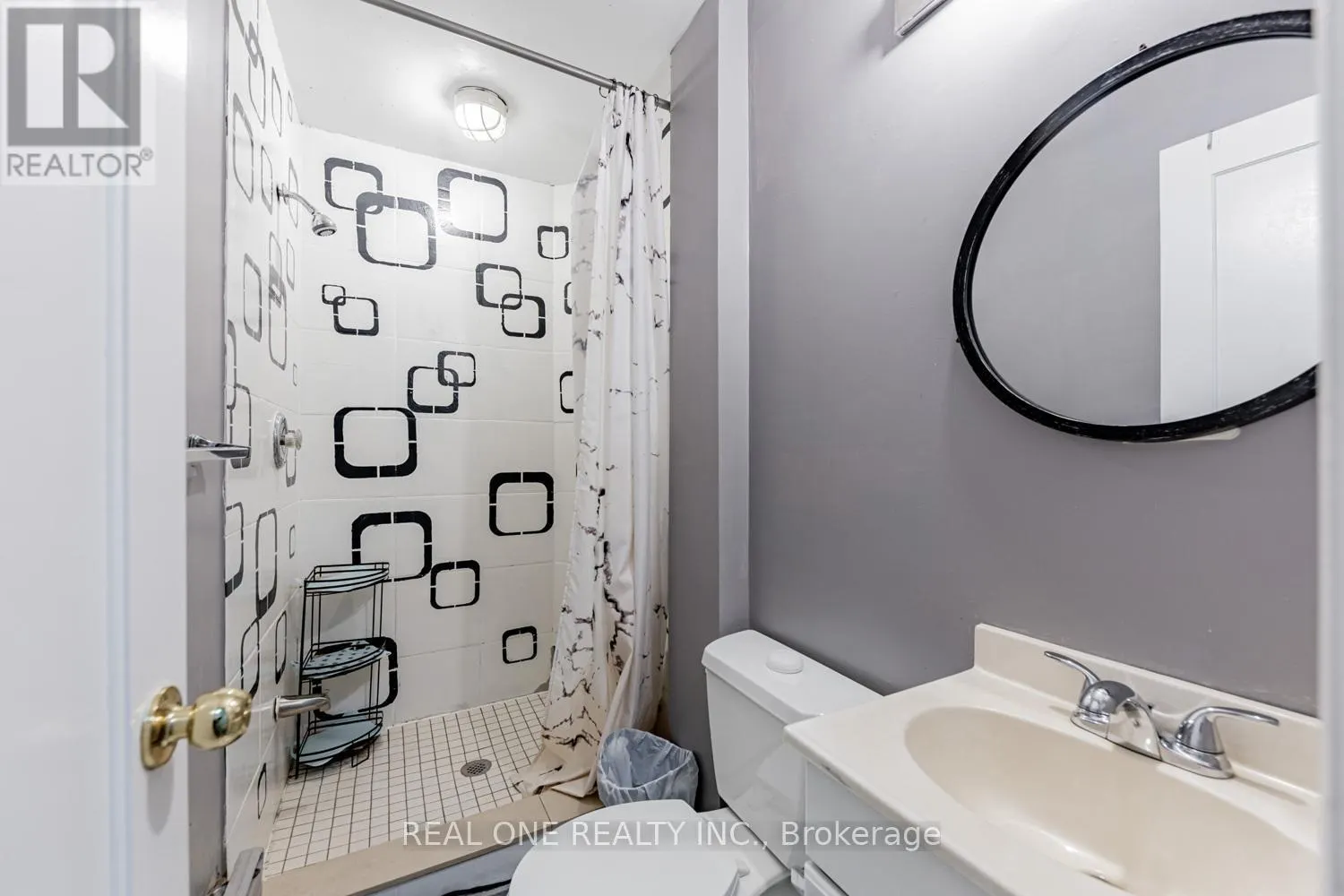 97 LIPPINCOTT STREET