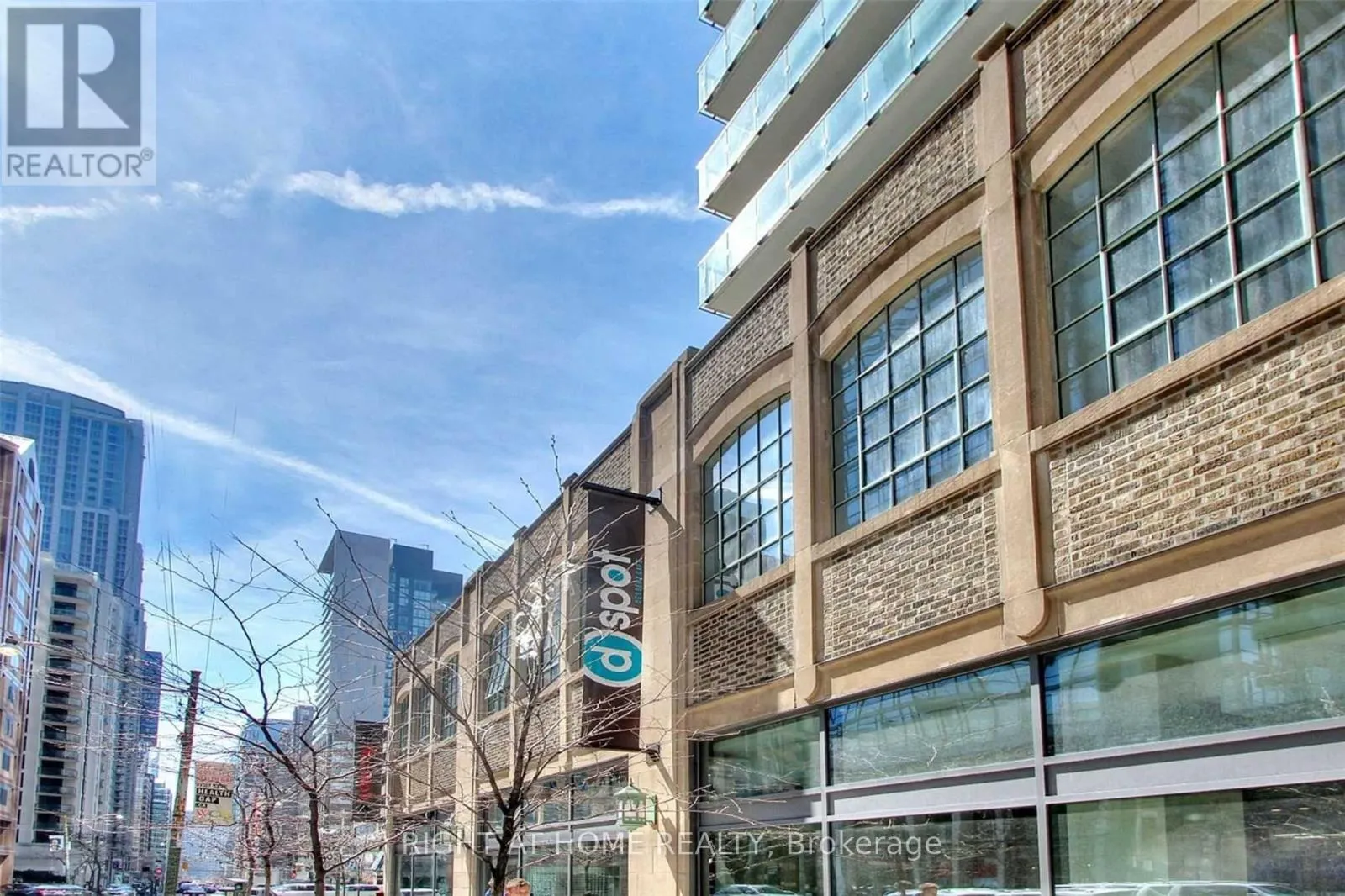 4506 - 832 BAY STREET