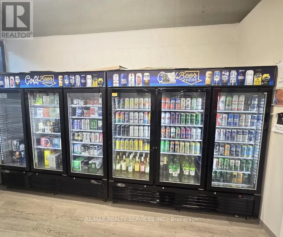 1490 BATHURST STREET