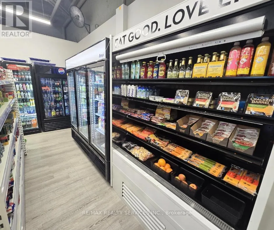 1490 BATHURST STREET